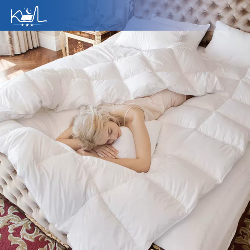 Kołdra z 95% białego puchu gęs – Duvet Insert White recenzja i cena